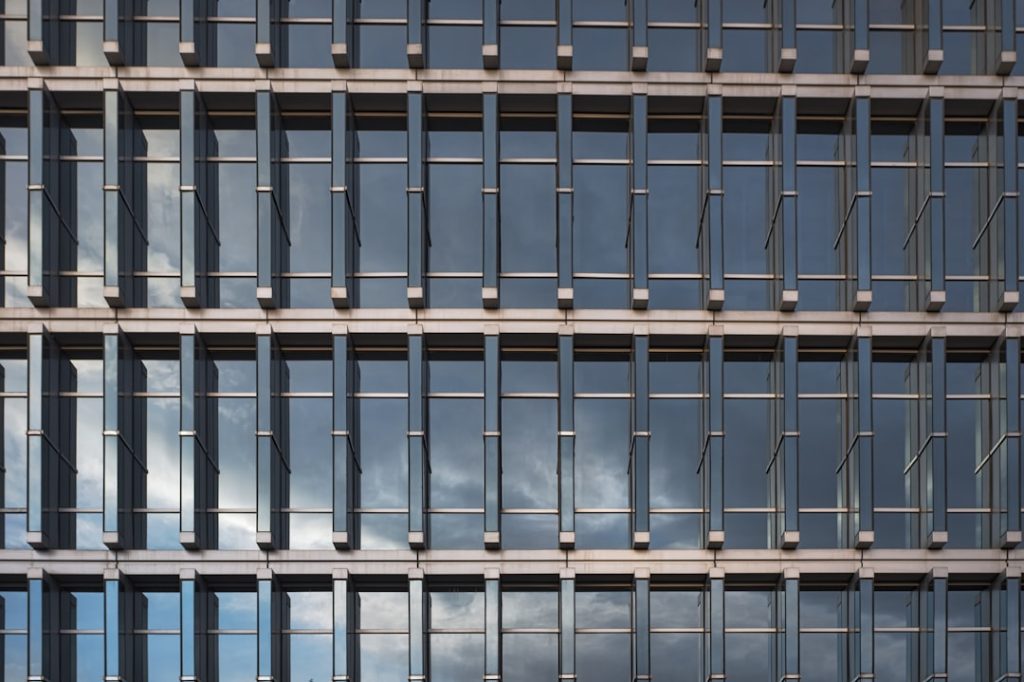 Photo Structured environment